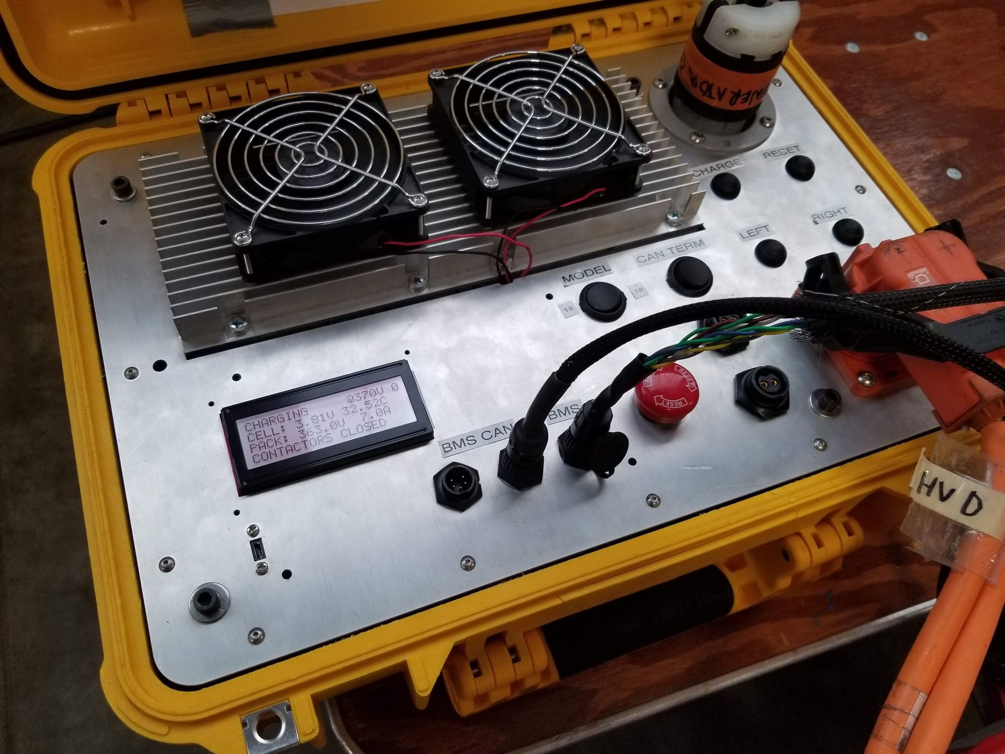 Formula SAE HV Battery Charger